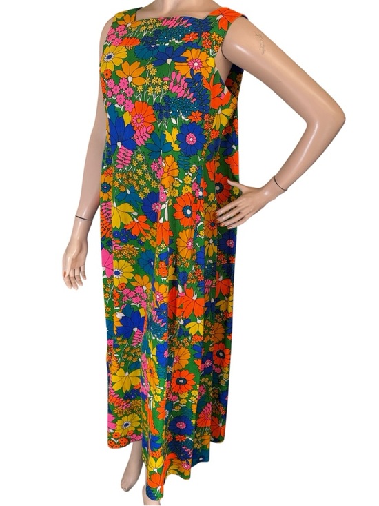 Vintage Dresses & Skirts - Vintage Hawaiian Flower Power Maxi Dress